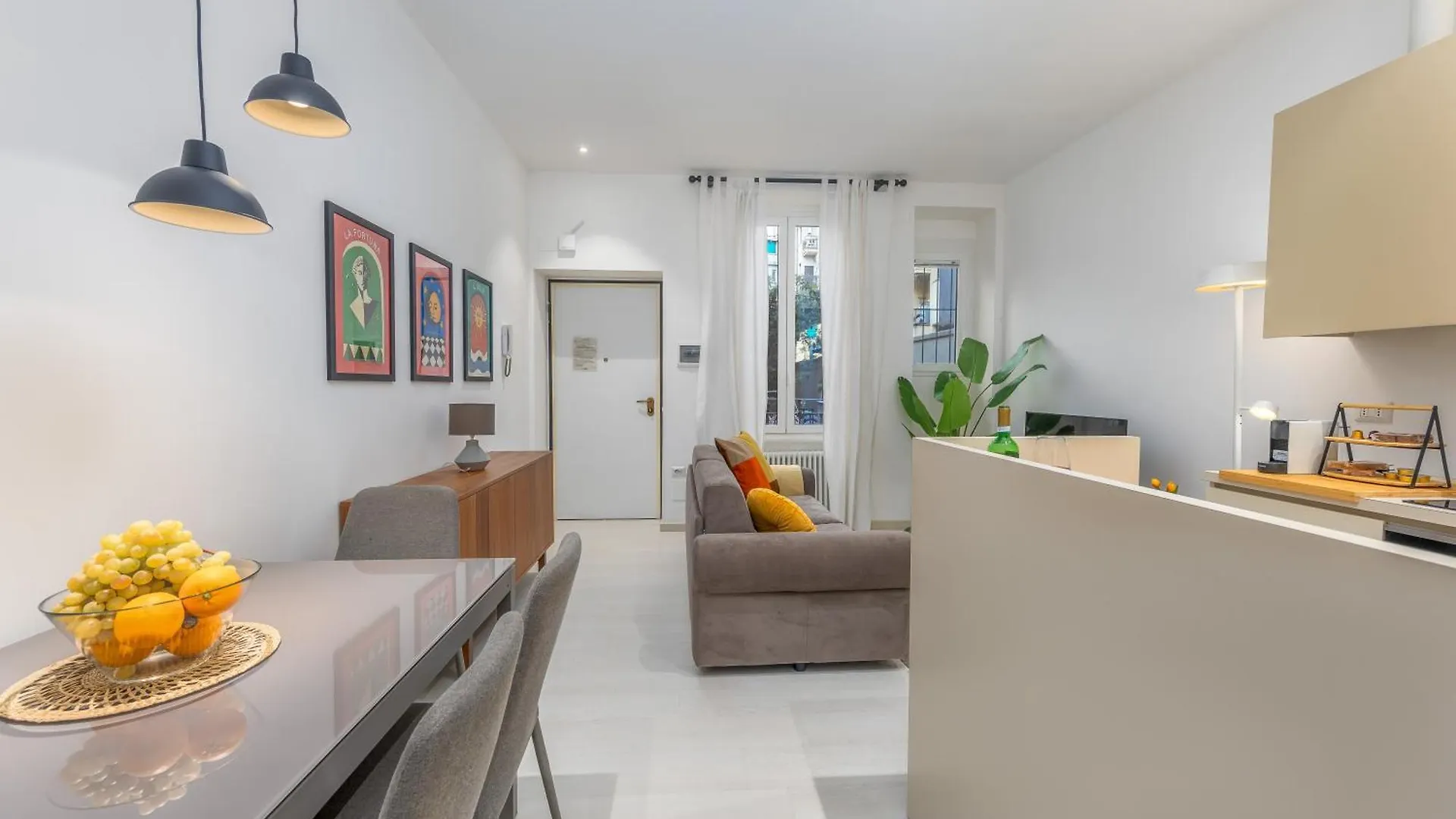 Gulli'S Apartment In Arco Della Pace Milan