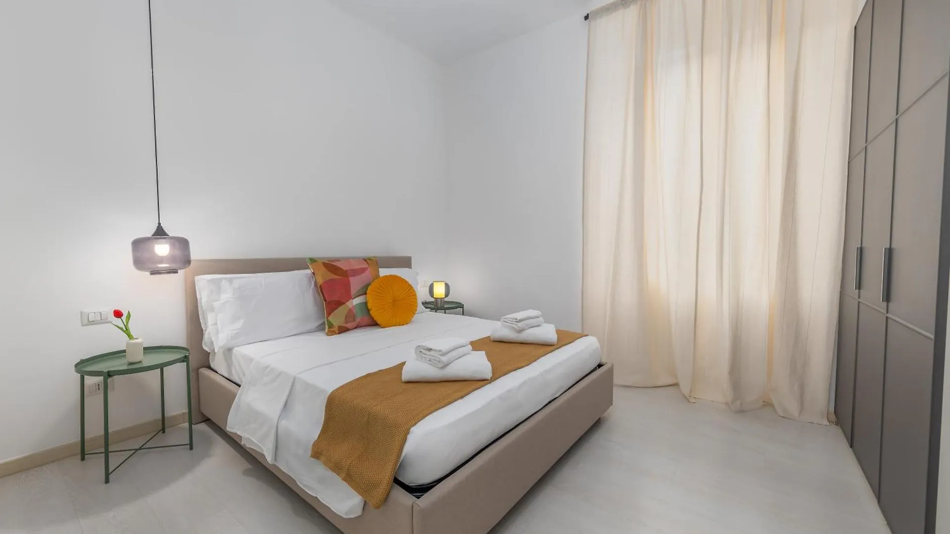 Gulli'S Apartment In Arco Della Pace Milan