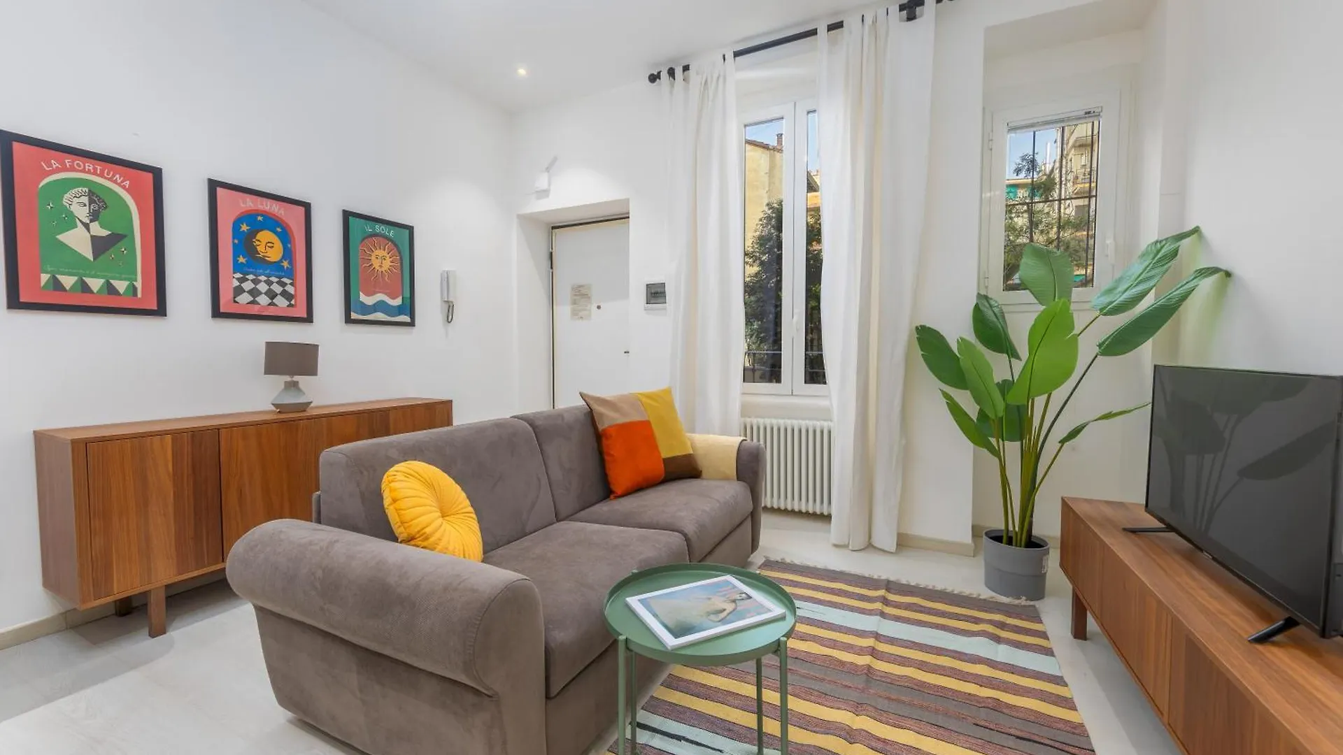 Gulli'S Apartment In Arco Della Pace Milan